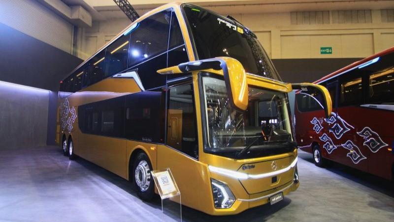 GIIAS 2024: Adiputro Sulap Sasis Mercedes-Bens O 500 RSD 2445 jadi Bus Tingkat Mewah Pertama
