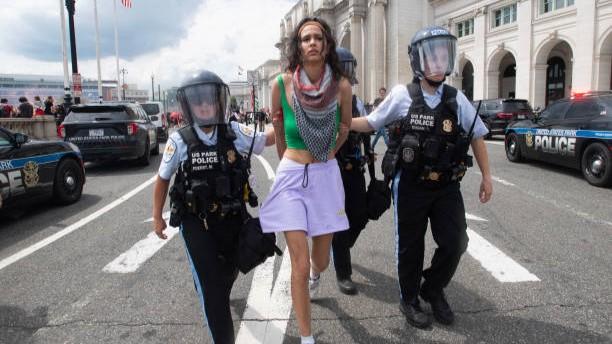 Polisi Tahan Demonstran Buntut Protes Lawatan Netanyahu di Kongres AS