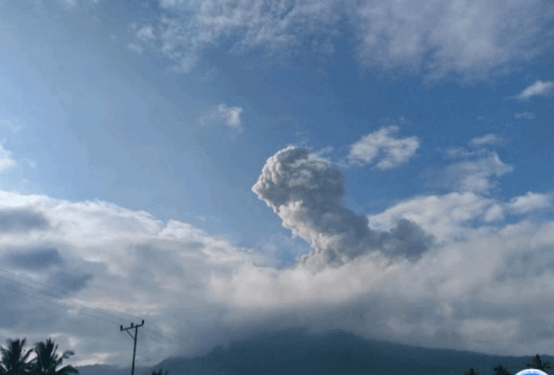 Warga Empat Desa Diminta Waspada Debu Vulkanik Gunung Lewotobi