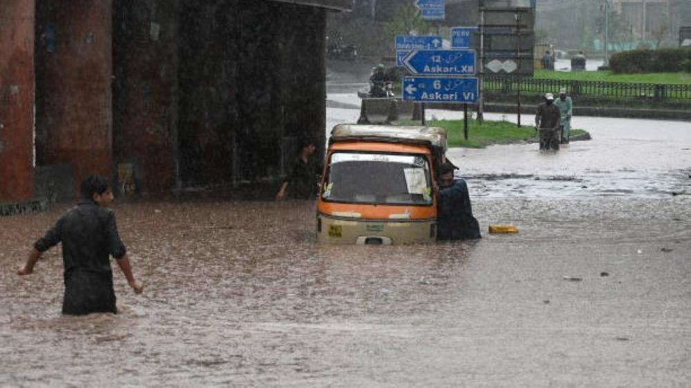 Hujan Deras 48 Jam Picu Banjir Bandang di Pakistan, 35 Orang Tewas