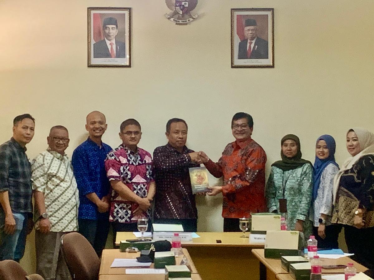 Sinergi DPD RI dan Pemda DIY Berikan Pelatihan Kehumasan bagi Pemuda