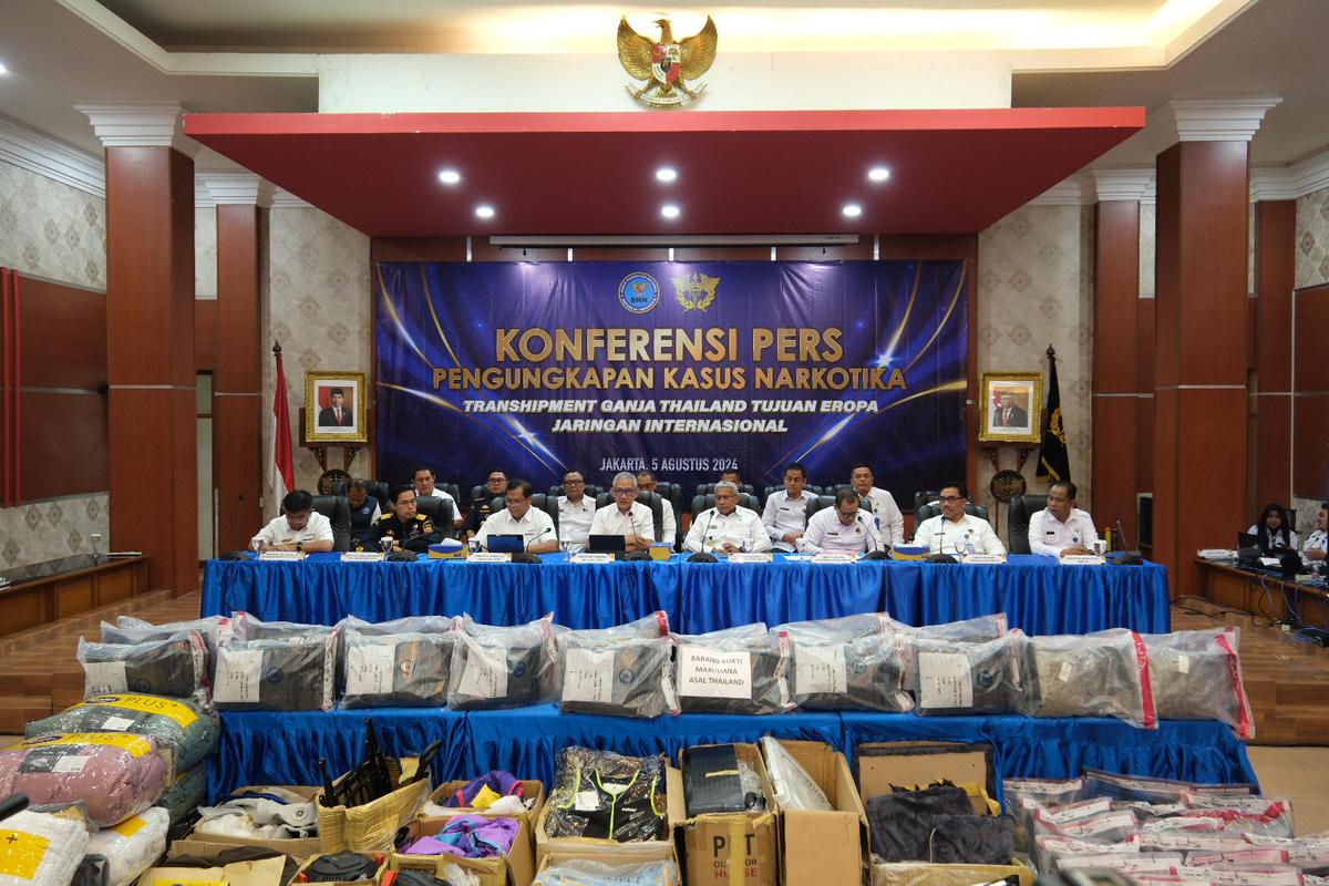 Bea Cukai dan BNN Tindak 113.657 Gram Ganja dalam Paket Asal Thailand di 2 Lokasi Ini