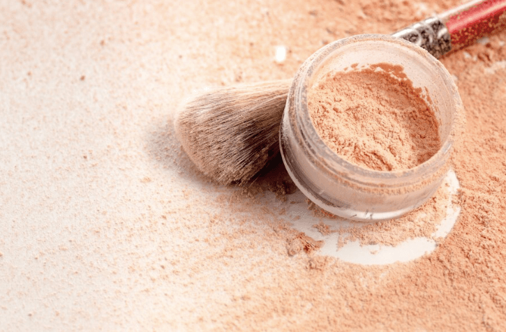 Fungsi Loose Powder dalam Riasan: Panduan Lengkap untuk Tampilan Flawless