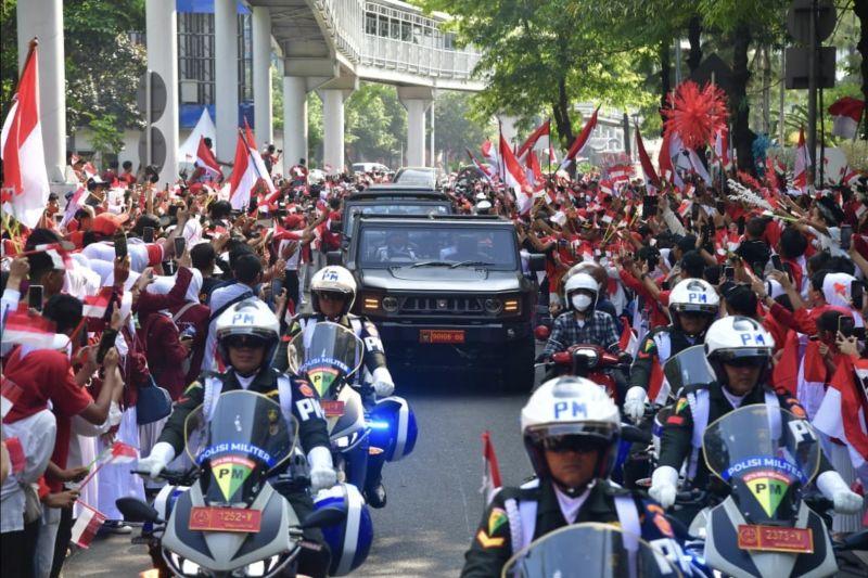 Jokowi: Kirab Bendera-Teks Proklamasi dari Monas ke IKN Momen Bersejarah