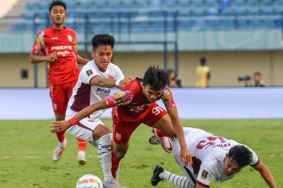 PSM Makassar Kalahkan Persis Solo 3-0