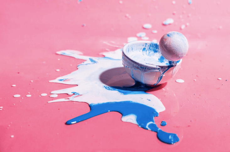 Cara Efektif Membersihkan Cat Minyak dari Lantai Tanpa Merusak Permukaan