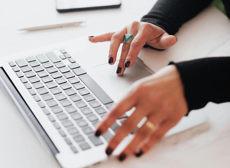 Cara Menghapus Jejak Digital