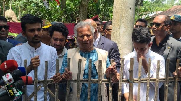 Muhammad Yunus Janji Penuhi Semua Hak Umat Beragama di Bangladesh