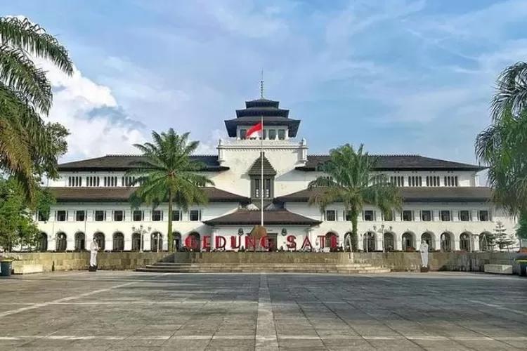 Jelang Hari Kemerdekaan, Ini Rekomendasi Tempat Bersejarah di Bandung