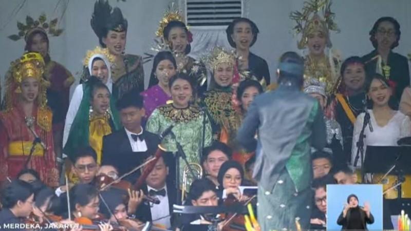 Alunan Lagu Hibur Para Tamu Undangan HUT RI di Istana Merdeka Jakarta