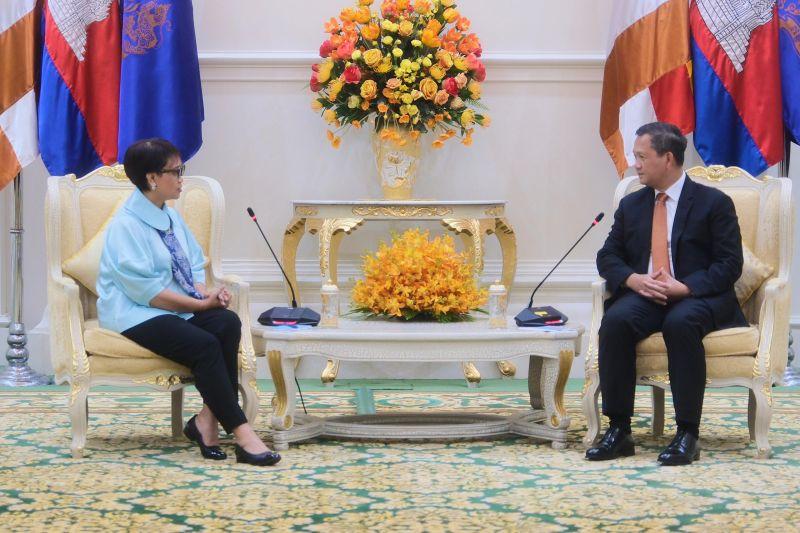 Menlu Retno Terima Kunjungan Kehormatan Kepada PM Kamboja Hun Manet