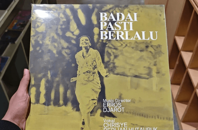Album "Badai Pasti Berlalu" Dirilis Ulang dalam Bentuk Piringan Hitam