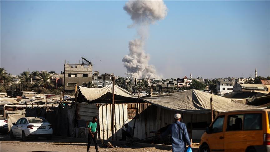 Serangan Udara Israel Tewaskan Banyak Warga Sipil di Gaza