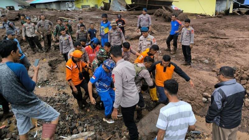 Tim SAR Kembali Temukan 2 Jenazah, Total Korban Banjir Bandang di Ternate 18 Orang