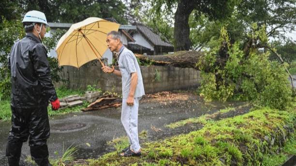 Topan Shanshan Hantam Pulau Kyushu, 40 Warga Jepang Terluka