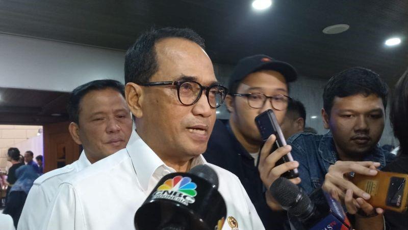 Menhub Budi Setuju Status Ojol Diatur dalam Undang-undang