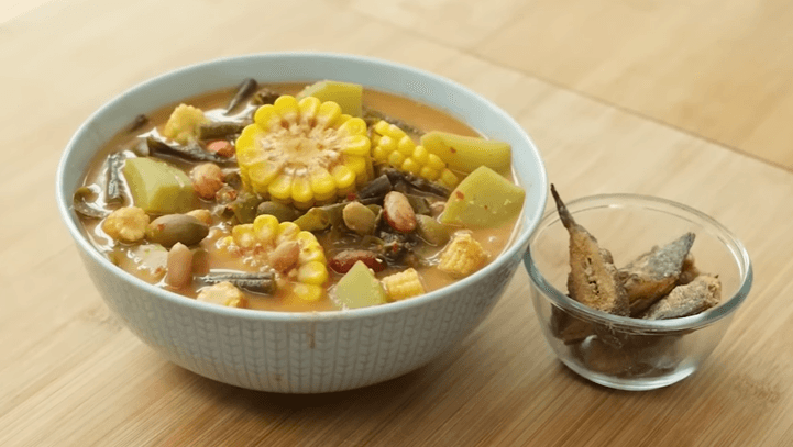 13 Lauk Pendamping Sayur Asem yang Lezat dan Menggugah Selera