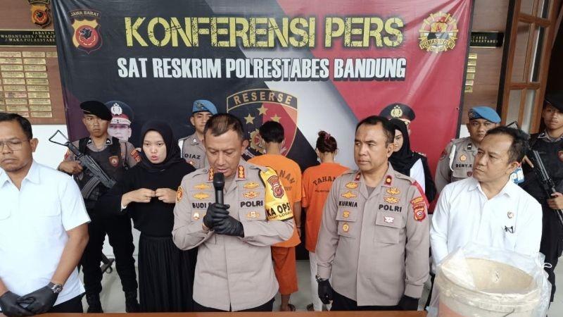 Tega! Pasutri di Bandung Aniaya Bayinya hingga Tewas