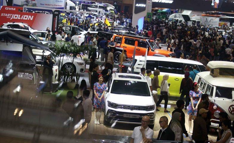 Pakar Sebut Dampak Penurunan Pendapatan Kelas Menengah Buat Sektor Otomotif Turun