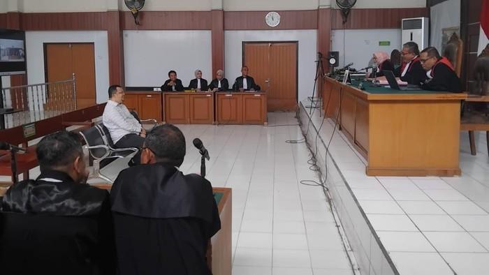 Korupsi Dana Hibah Rp3,4 M, Hakim Vonis 1 Tahun Penjara Mantan Ketua KONI Sumsel