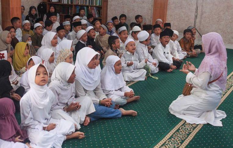 Maulid, Meneladani Cinta Tak Bersyarat Nabi Muhammad