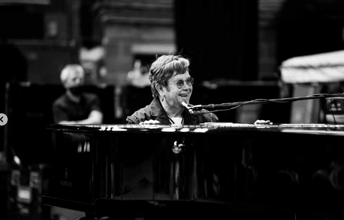 Album Baru Elton John Rencananya Dirilis Menjelang Akhir Tahun