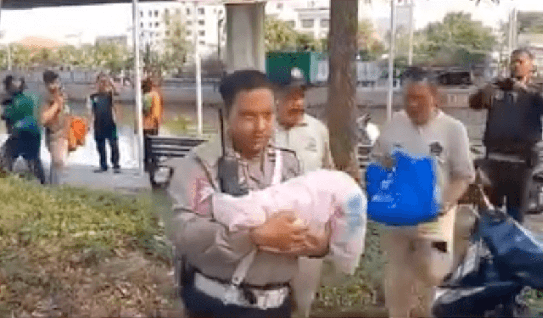 Geger! Bayi Cowok Ditemukan di Pinggir Kali Ancol Jakut