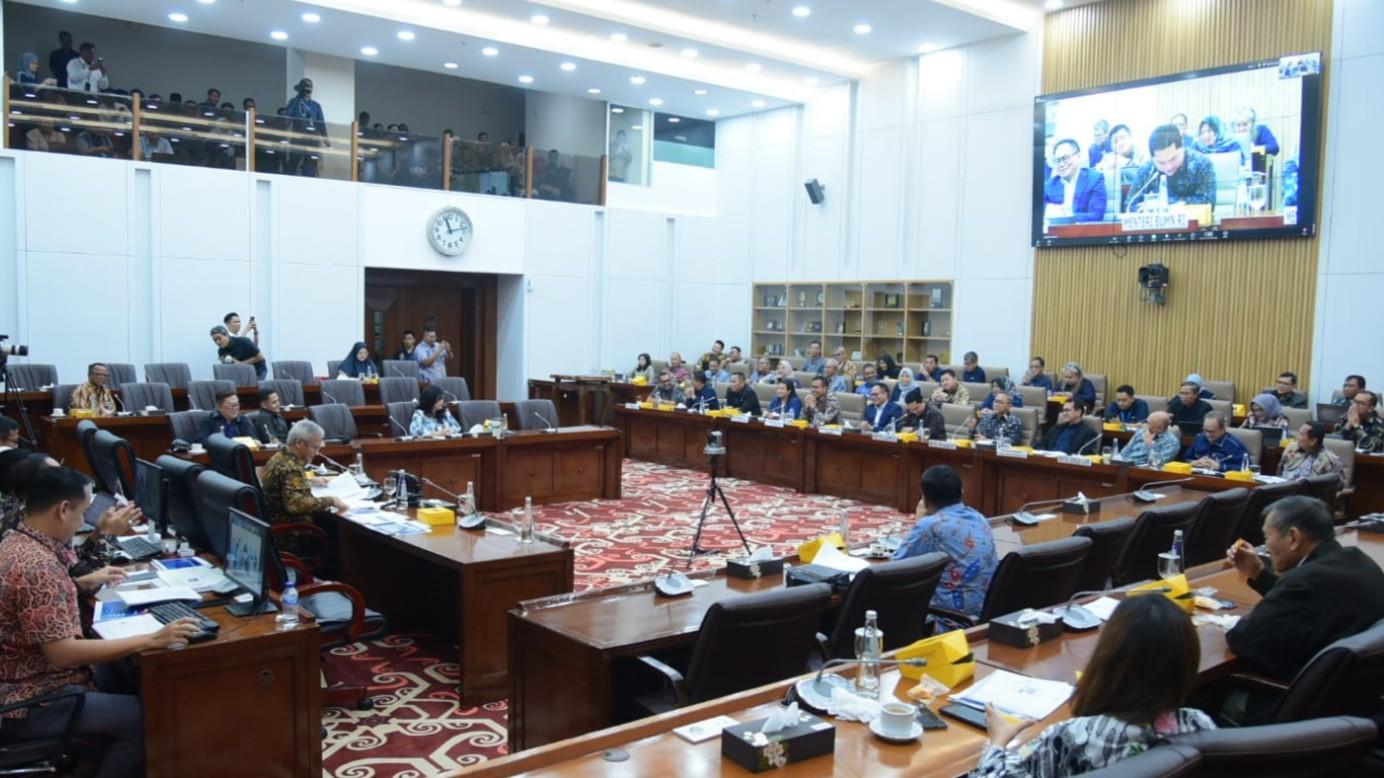 Transformasi BUMN hingga Permasalahan Perdagangan Jadi Fokus Komisi VI