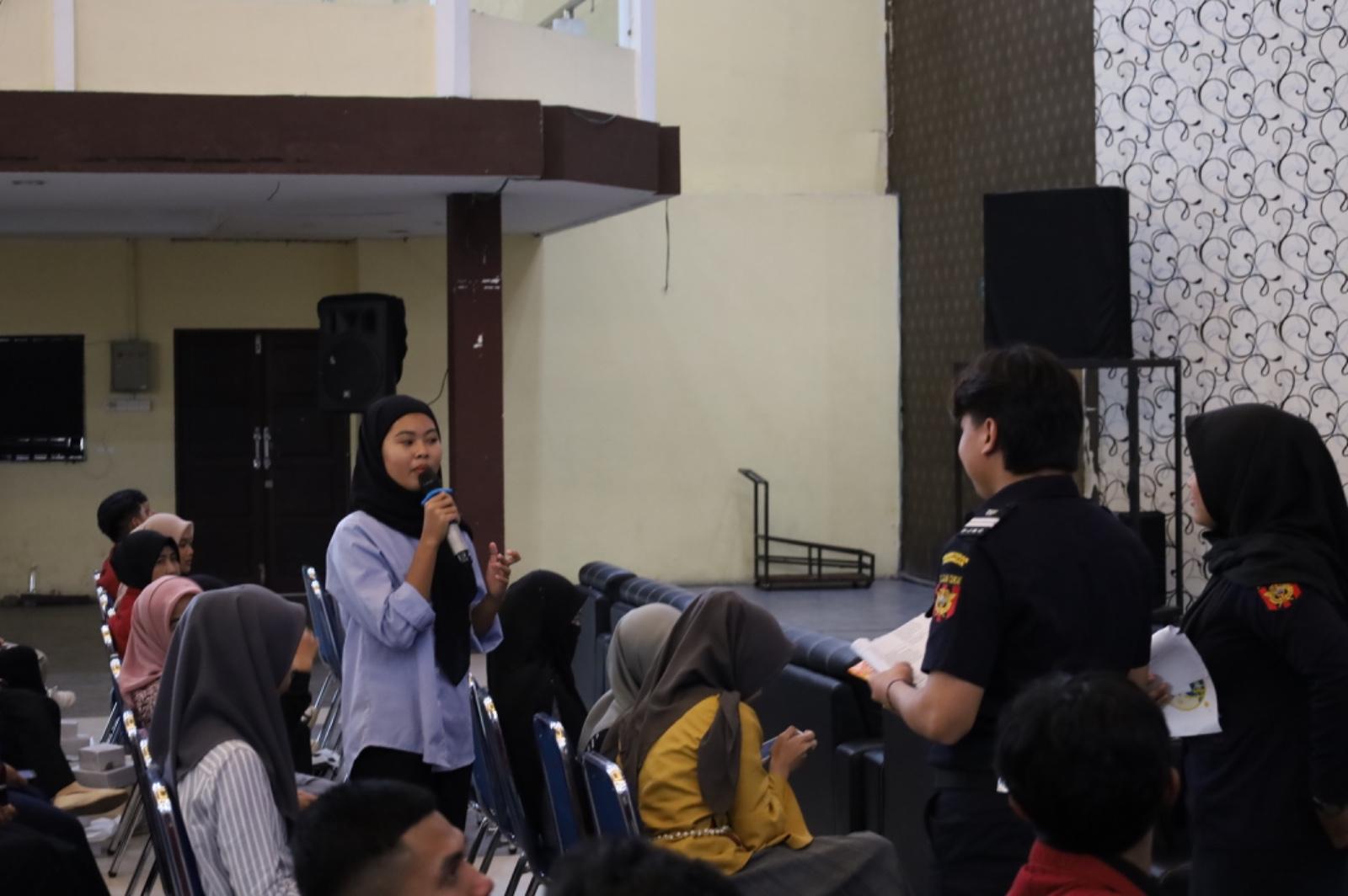 Bea Cukai Terjun Langsung Sosialisasikan Aturan Kepabeanan dan Cukai ke Mahasiswa Dua Universitas
