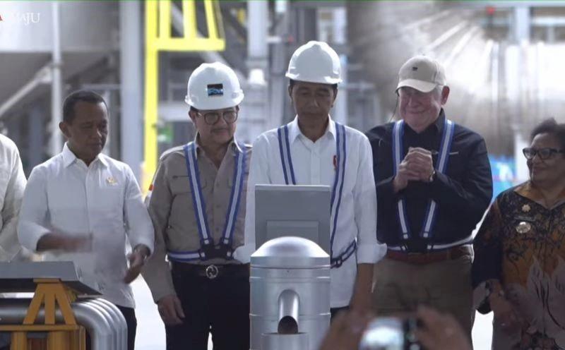 Jokowi Bujuk Perusahaan Tambang Bikin Smelter, Kini Berbuah Manis