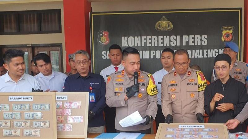 Polisi Bongkar Pabrik Pembuatan-Peredaran Uang Palsu Lintas Daerah Rp2,5 Miliar di Sumedang