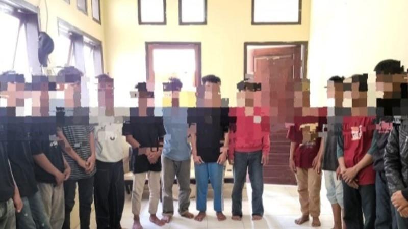 Tawuran Pakai Sajam, Belasan Pelajar di Kendari Diamankan