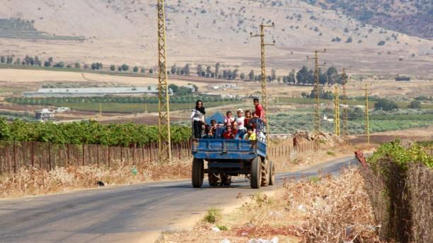 Diserang Israel, Ratusan Ribu Warga Mengungsi dari Lebanon ke Suriah