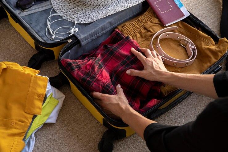 11 Perlengkapan yang Perlu Dibawa saat Staycation