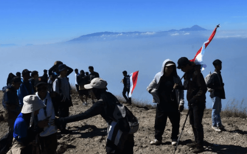 5 Rekomendasi Gunung untuk Pendaki Pemula di Indonesia