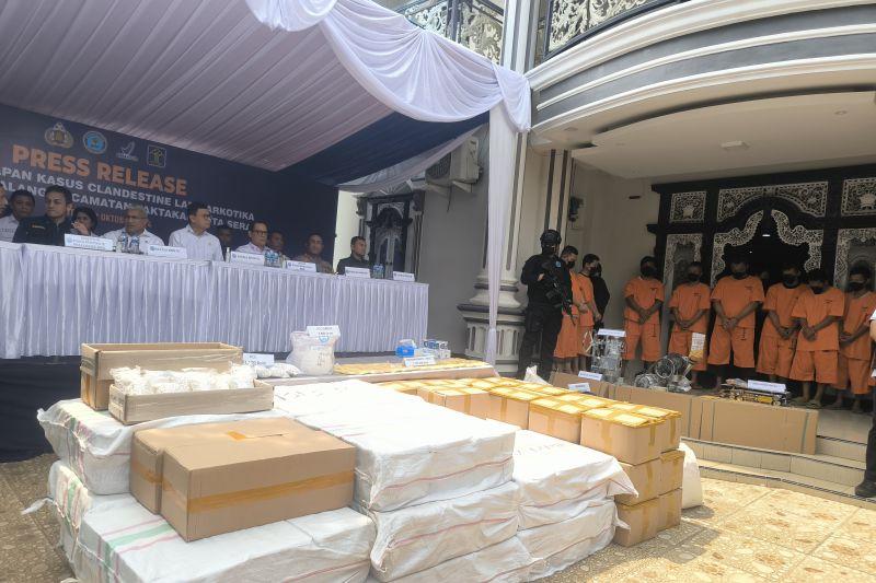 BNN Grebek Rumah Mewah Pabrik Pil PCC di Serang, 10 Tersangka Terancam Hukuman Mati
