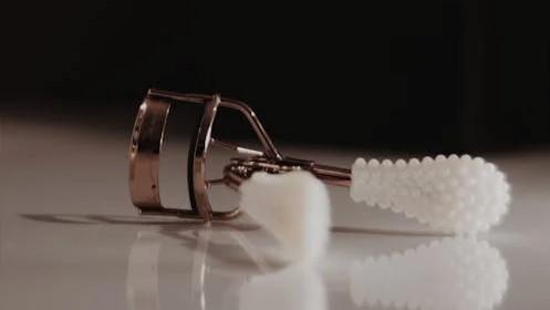 5 Tips Menggunakan Eyelash Curler