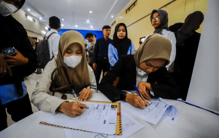 Contoh Surat Pengalaman Kerja dan Elemennya yang Perlu Kamu Tahu