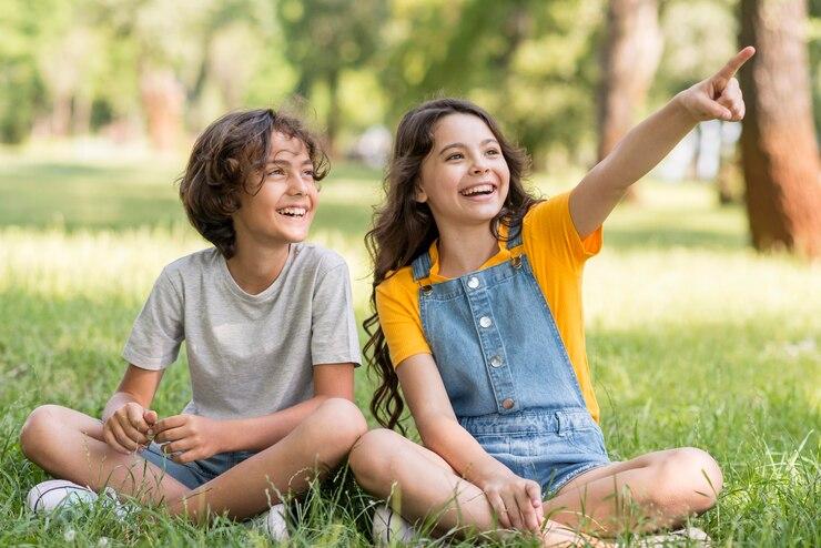 7 Cerpen Tentang Teman Masa Kecil yang Penuh Kenangan