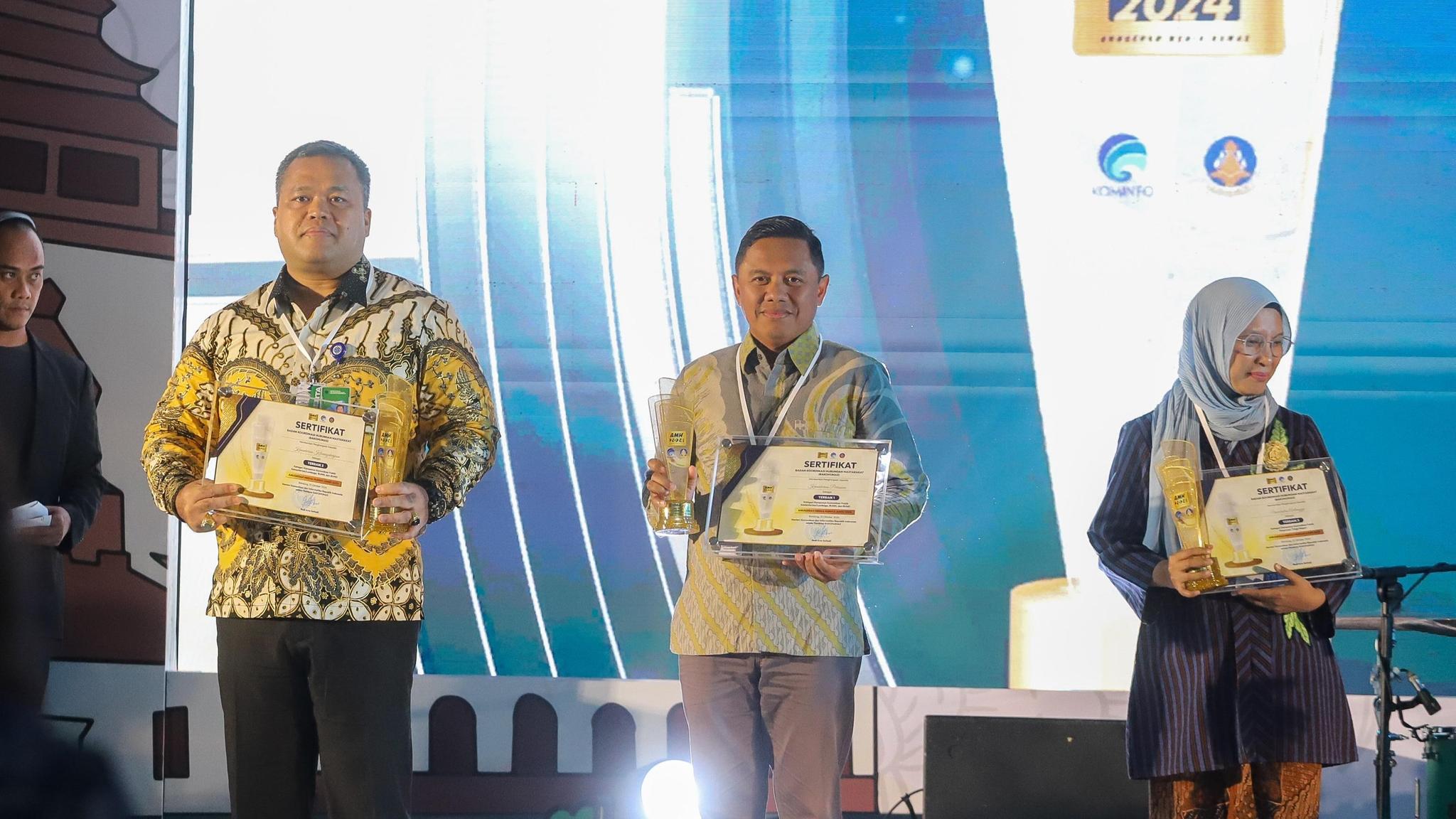 Angkat Tema Gerak Cepat Atasi Kekeringan, Kementan Sabet Penghargaan Komunikasi Publik Terbaik di AMH 2024