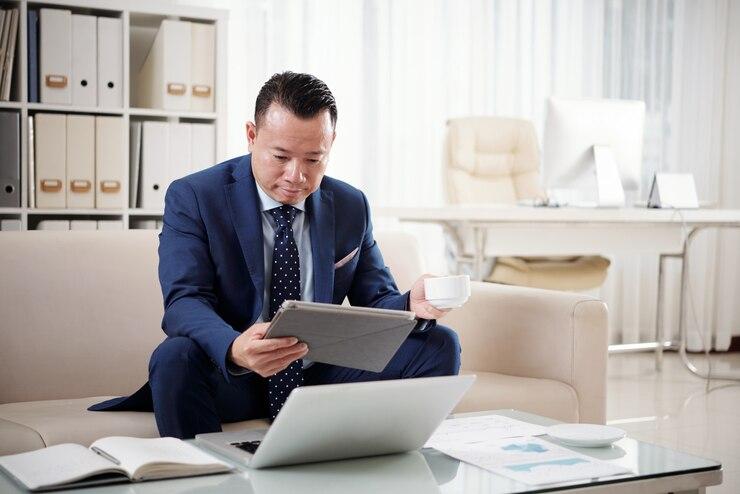 10 Pekerjaan dengan Gaji Tertinggi di Dunia