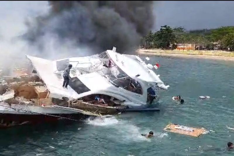 Lima Orang Dikabarkan Tewas dalam Kebakaran Kapal Rombongan Cagub-Cawagub Malut