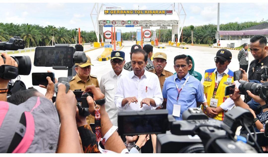 Tanggapi Kekalahan Timnas Sepak Bola, Presiden Jokowi: Tetap Semangat