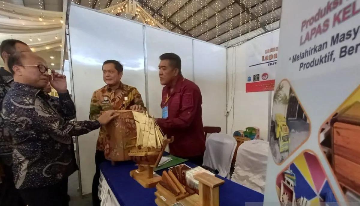 Sekjen Kemnaker Sebut Pengangguran Terbuka Indonesia Turun 4,8 Persen