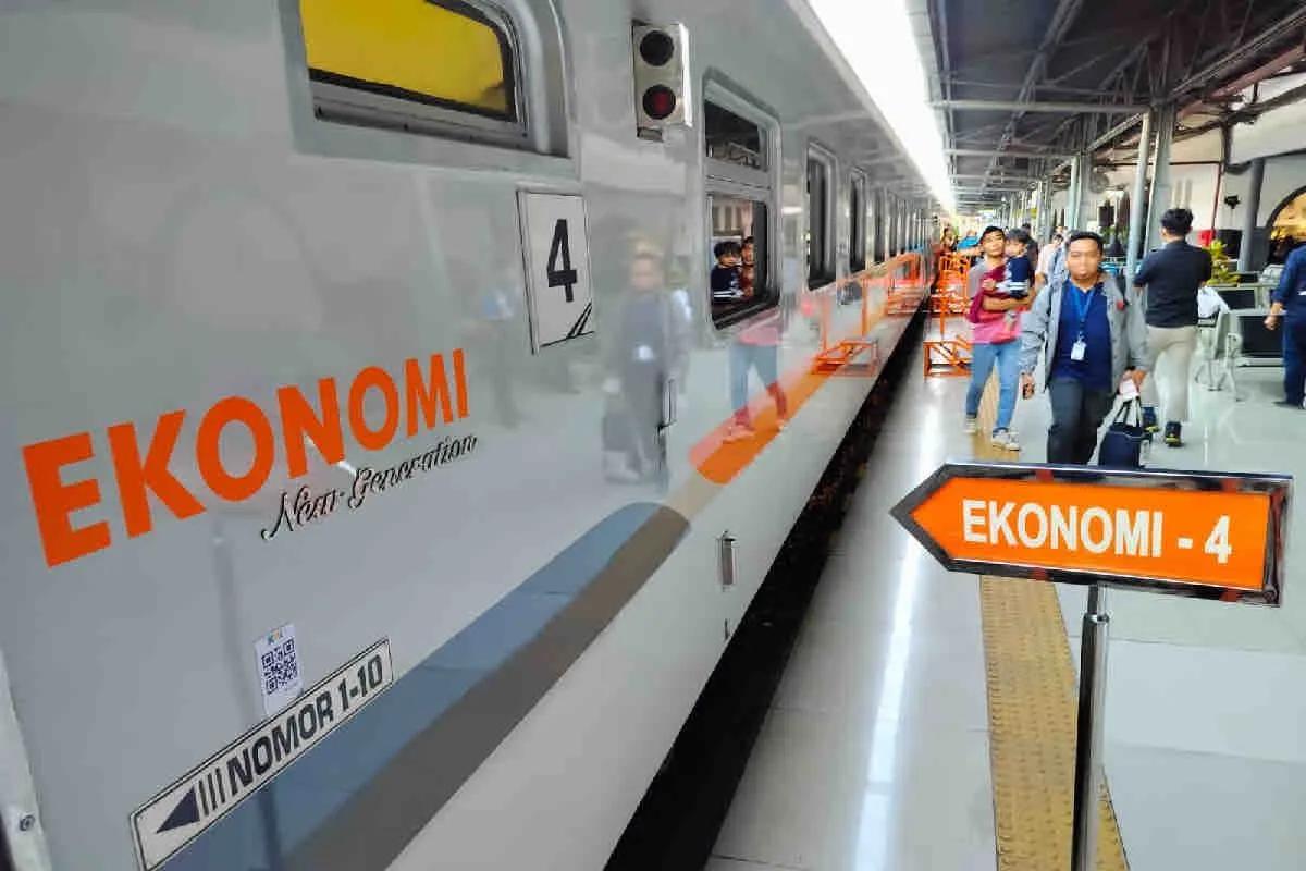 Mengintip Kereta Ekonomi Generasi Baru di Rangkaian KA Brantas