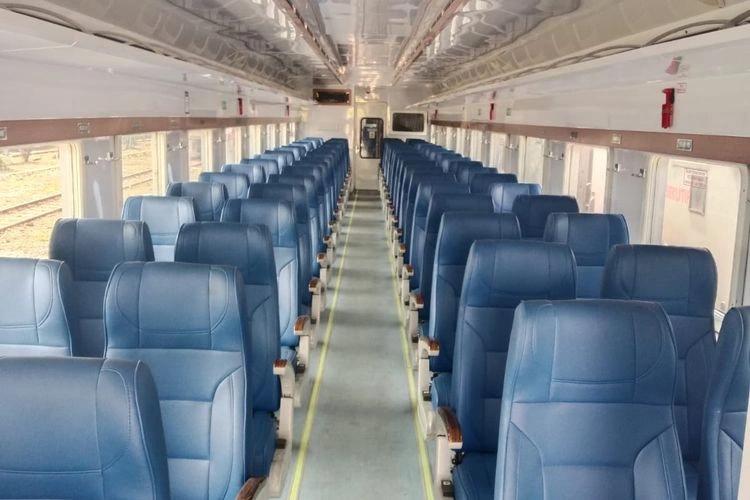 Kursi Tegak Tinggal Kenangan, Ini Perubahan Besar Kereta Api Ekonomi