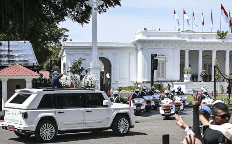 Presiden Prabowo Jalani Upacara Pisah Sambut dengan Jokowi di Istana Merdeka