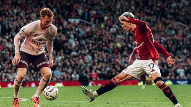 Setan Merah Bangkit dari Kubur: Kemenangan Dramatis di Old Trafford