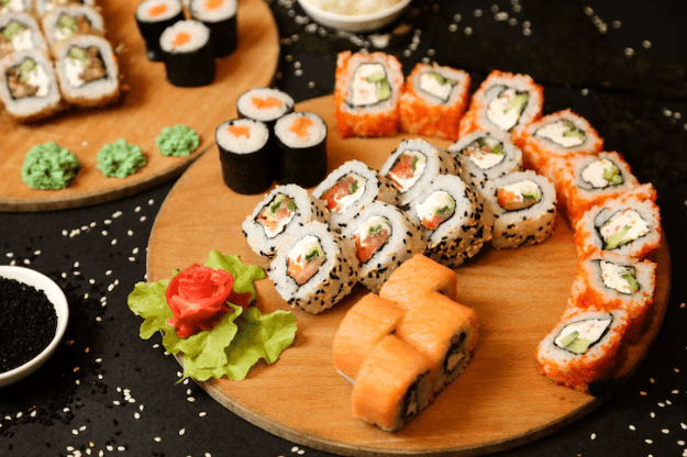 Yuk, Kenali Perbedaan Sushi dan Sashimi