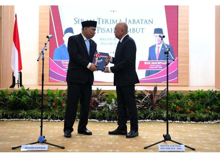 Sertijab Menteri Koperasi, Budi Arie Setiadi Sampaikan Target 100 Hari Kerja